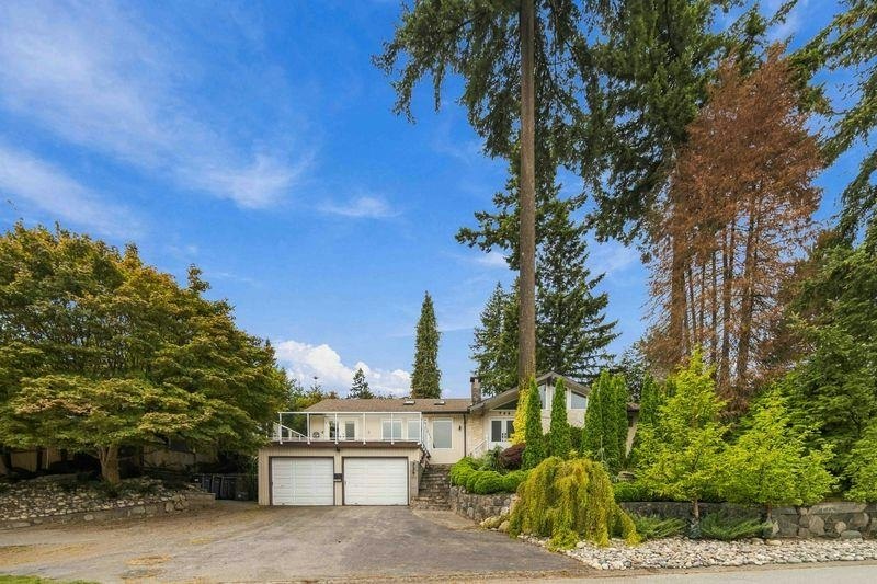 734 Carleton Drive - 2
