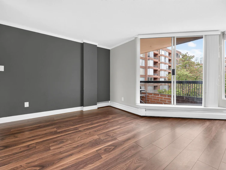 313-950 Drake Street, Vancouver, BC, V6Z 2B9 - 2