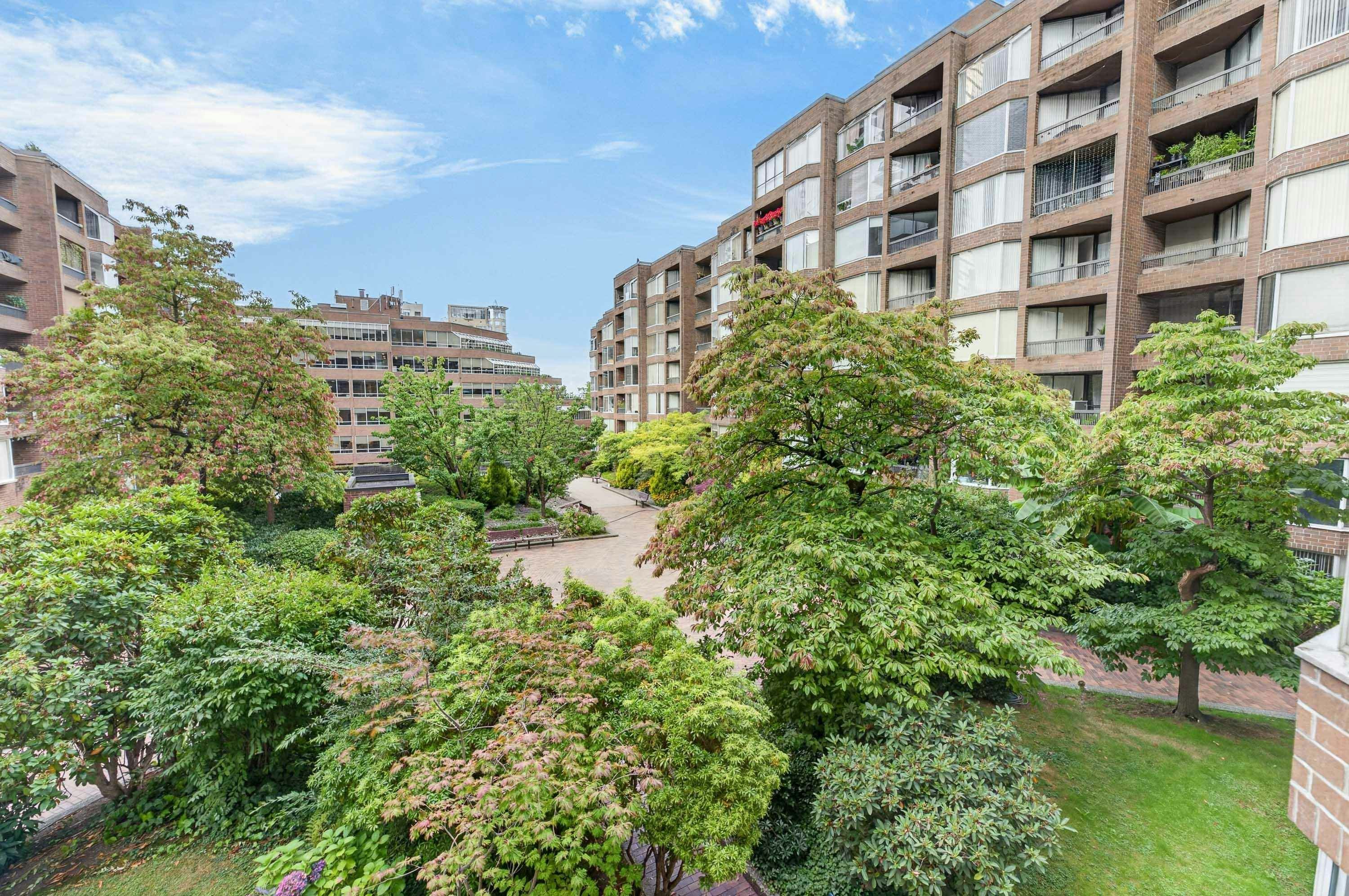 313-950 Drake Street, Vancouver, BC, V6Z 2B9 - 25