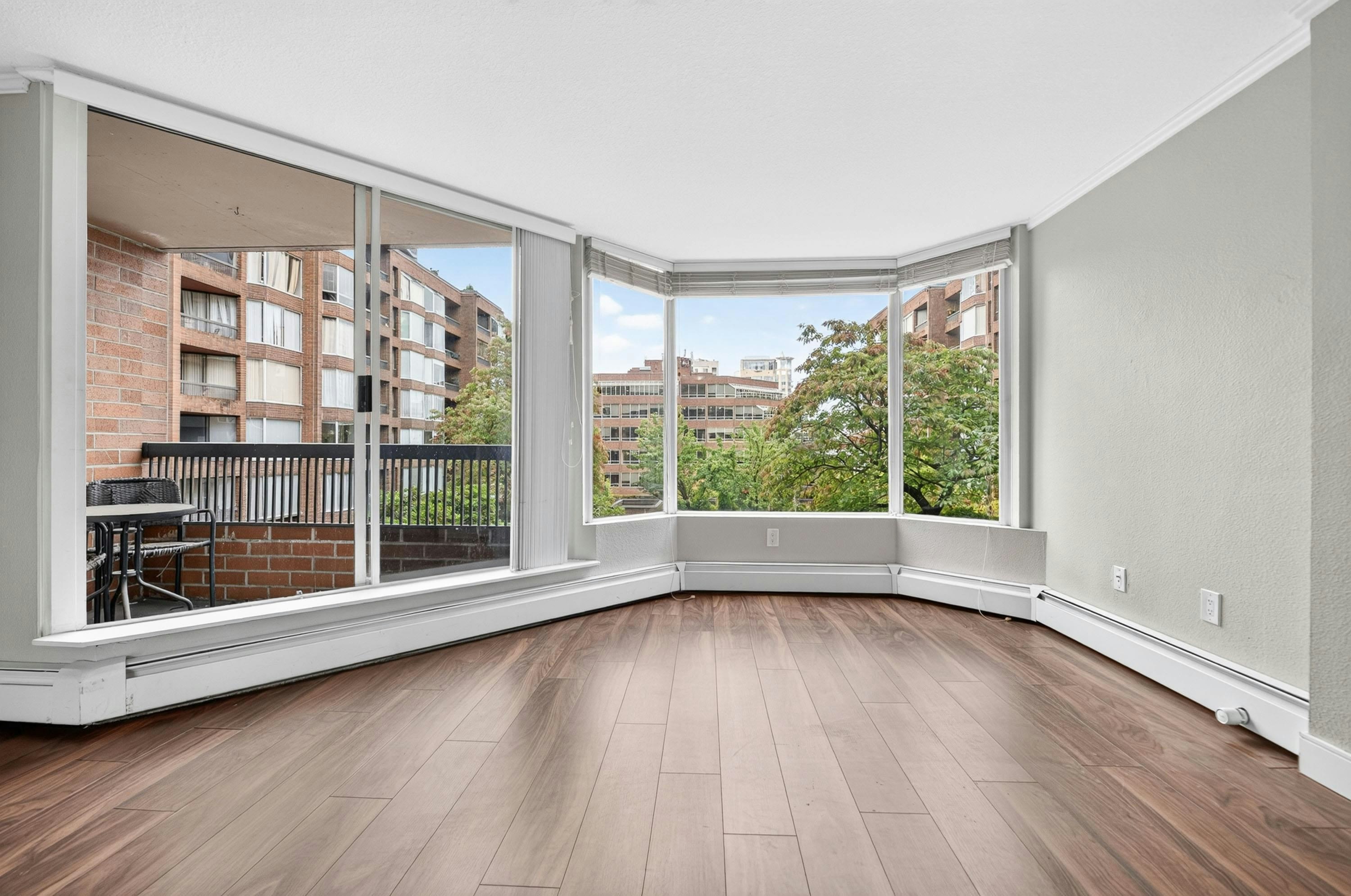 313-950 Drake Street, Vancouver, BC, V6Z 2B9 - 9
