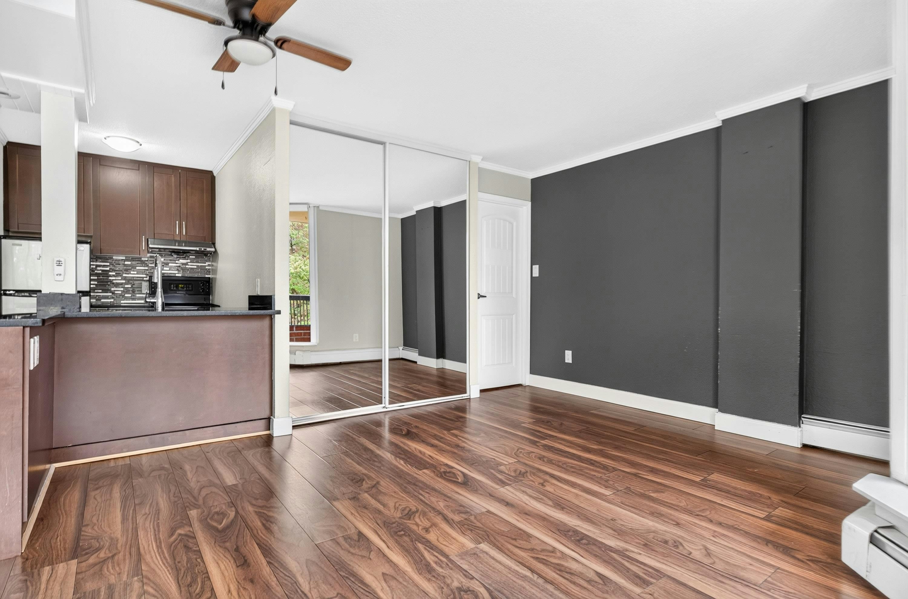 313-950 Drake Street, Vancouver, BC, V6Z 2B9 - 10