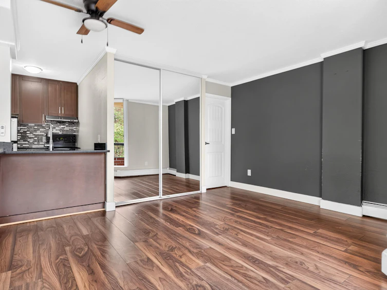 313-950 Drake Street, Vancouver, BC, V6Z 2B9 - 10