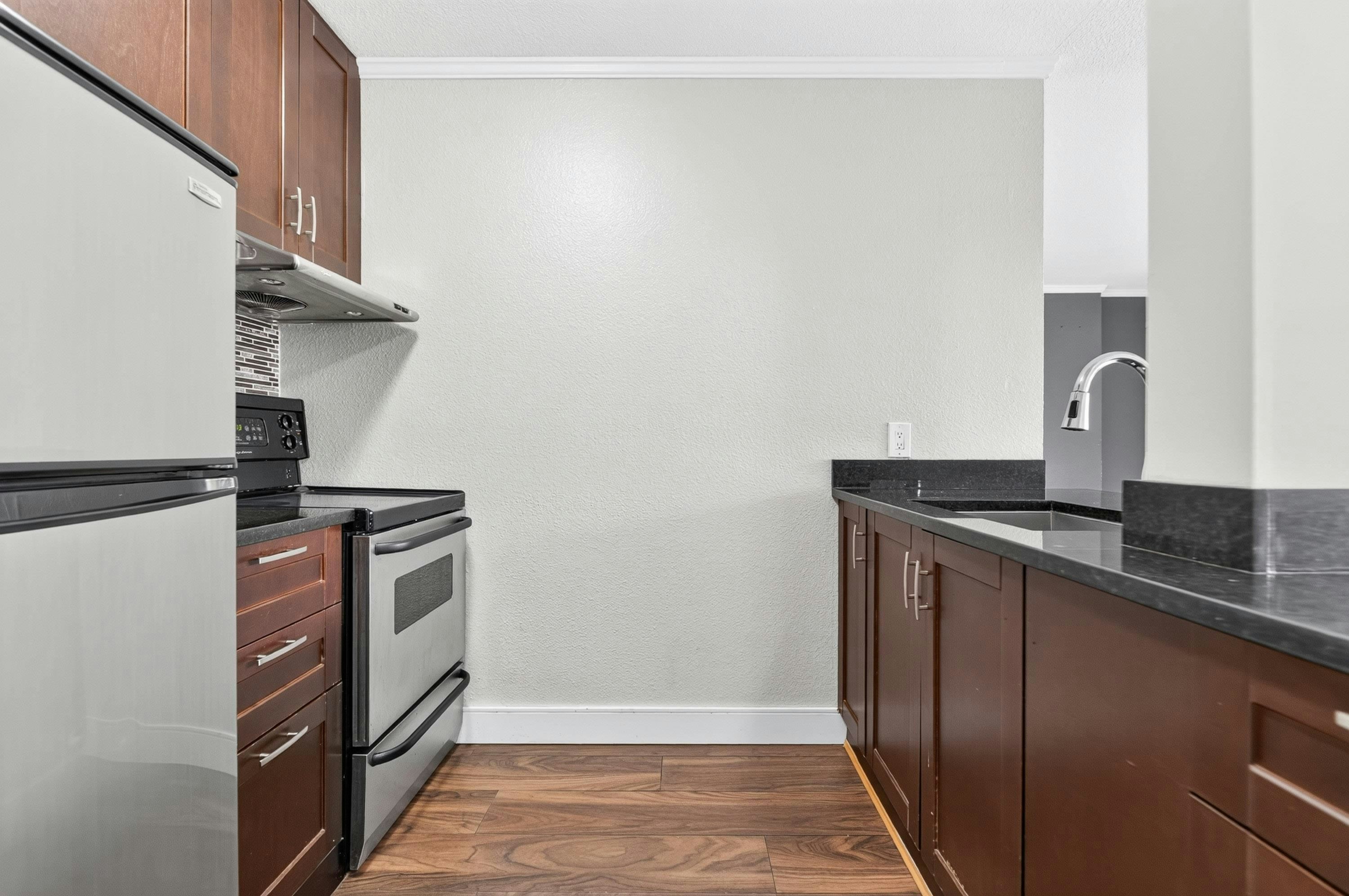 313-950 Drake Street, Vancouver, BC, V6Z 2B9 - 18