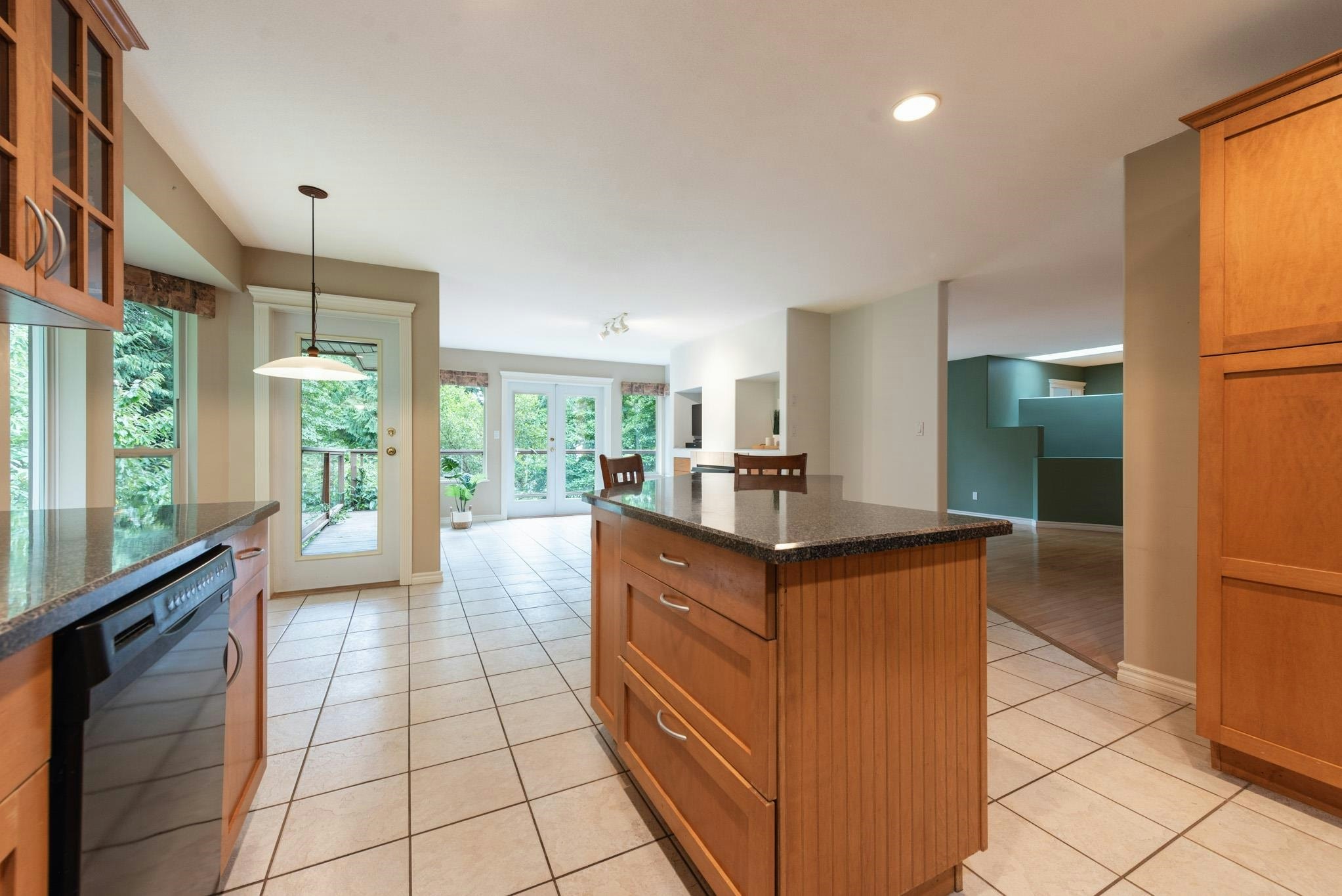 1305 Gower Point Road, Gibsons, BC, V0N 1V3 - 6