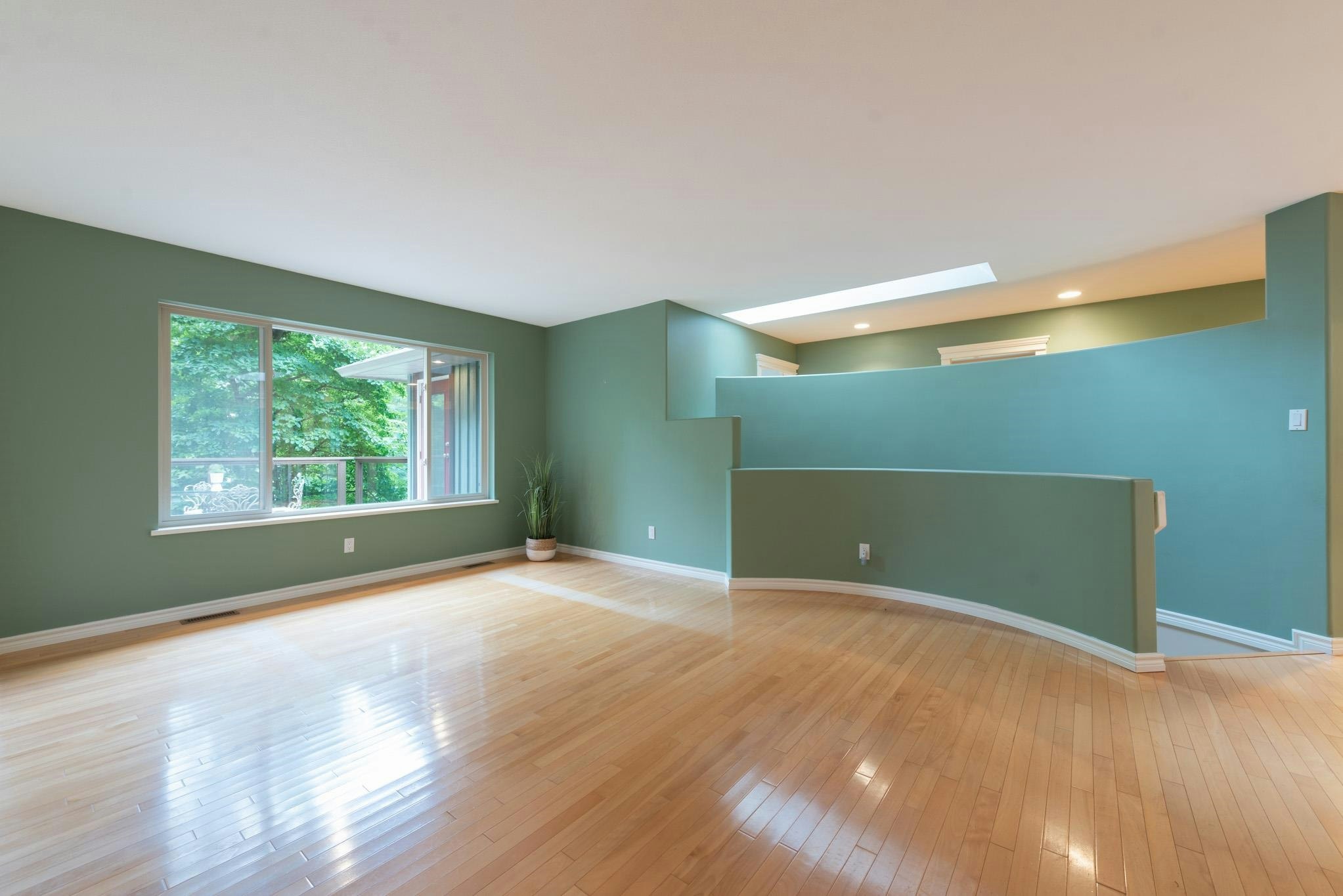 1305 Gower Point Road, Gibsons, BC, V0N 1V3 - 11
