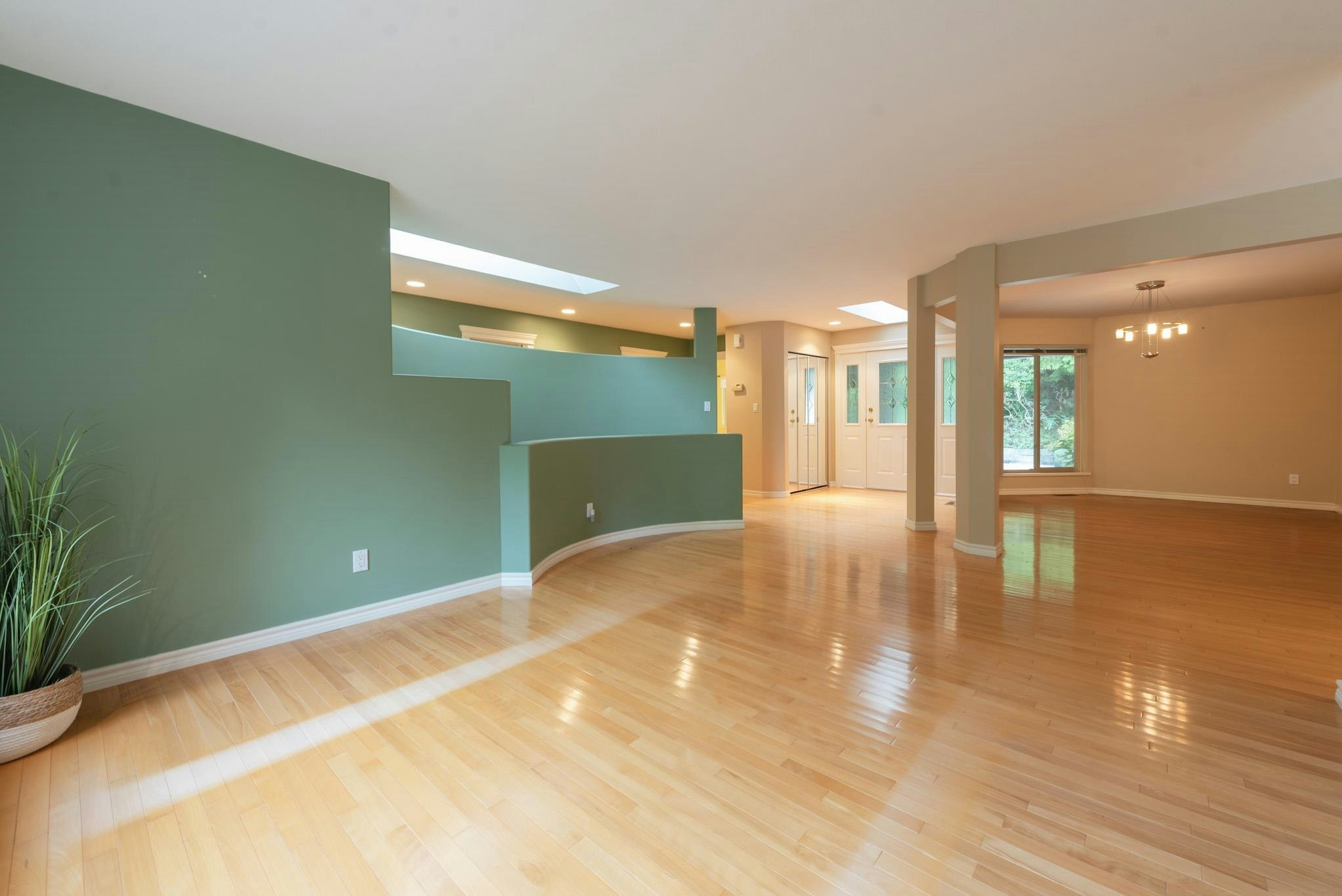 1305 Gower Point Road, Gibsons, BC, V0N 1V3 - 12