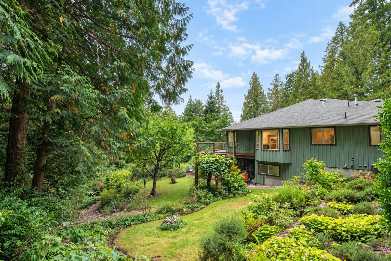 1305 Gower Point Road, Gibsons, BC, V0N 1V3 - 29