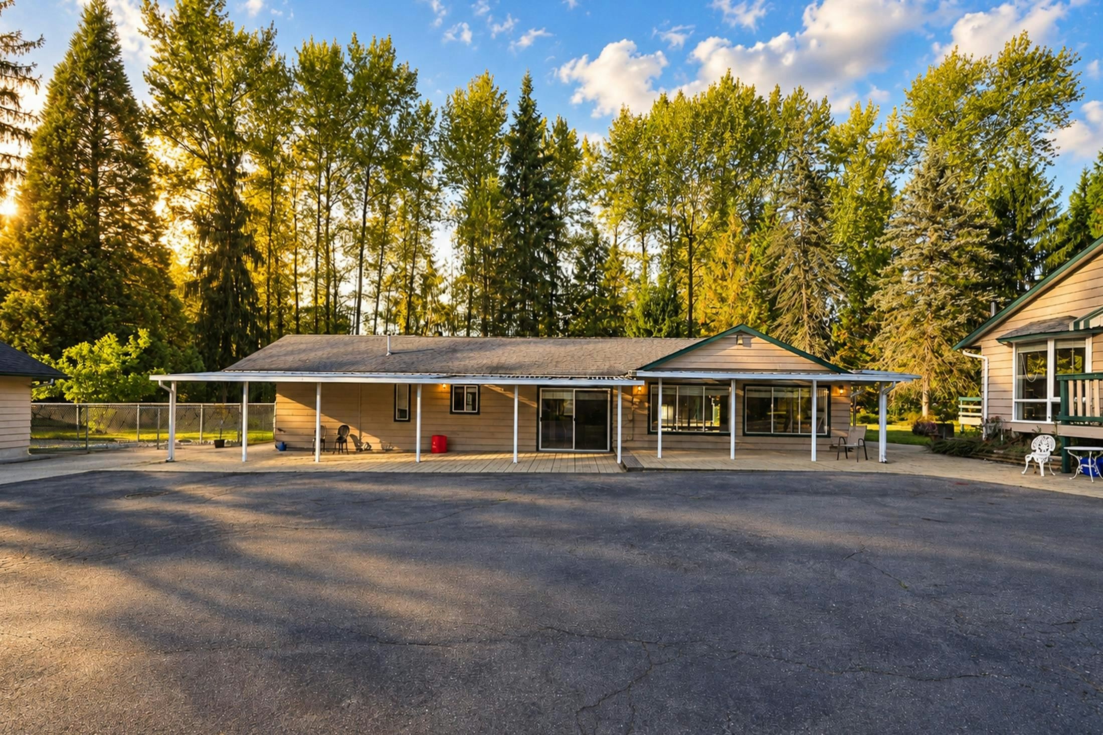 12406 254 Street, Maple Ridge, BC, V4R 1V2