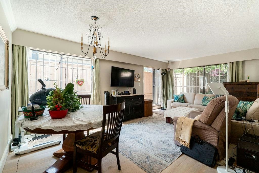 102-2190 W 8th Avenue, Vancouver, BC, V6K 2A4