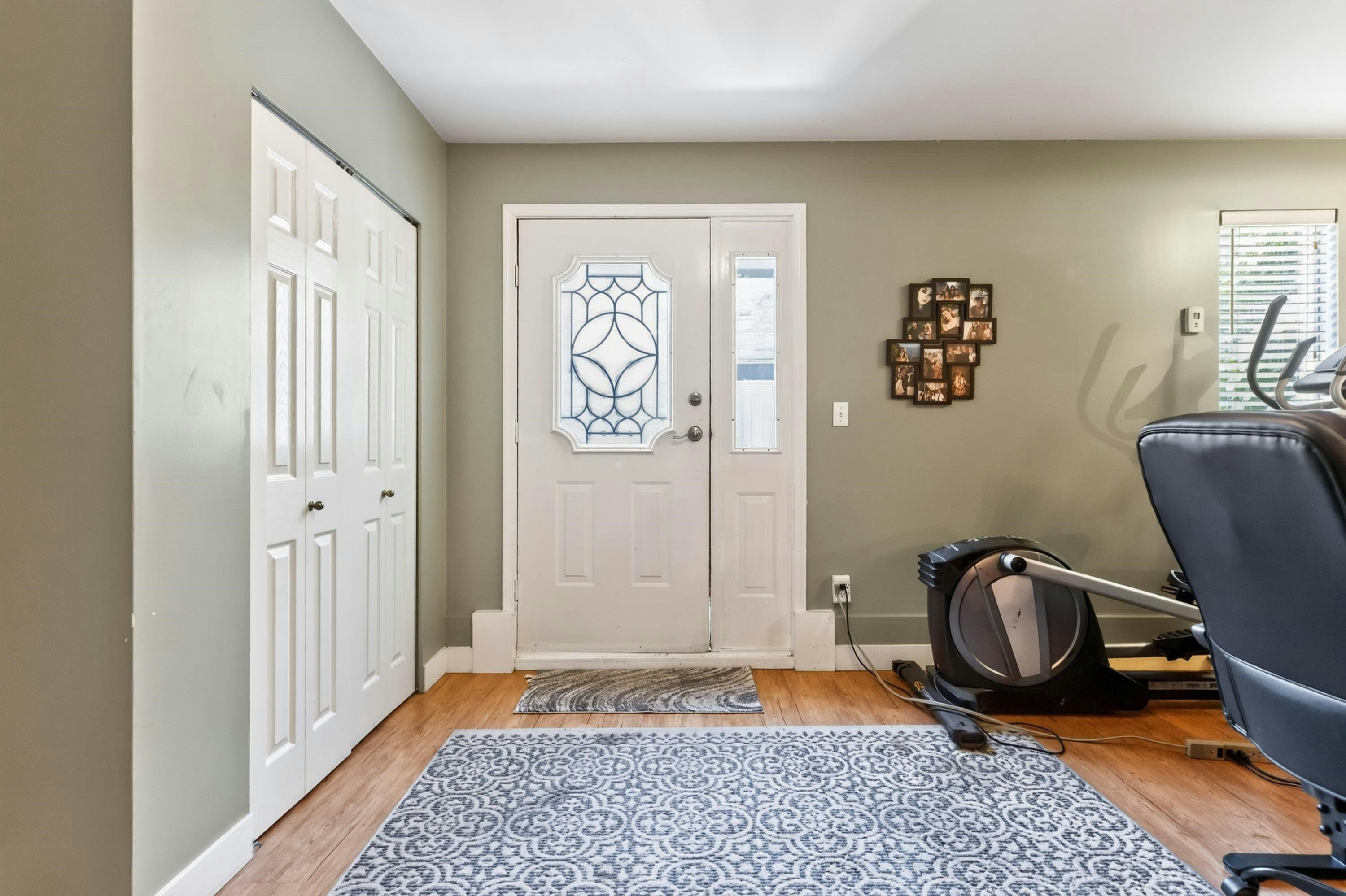 1-808 Ramona Place - 3
