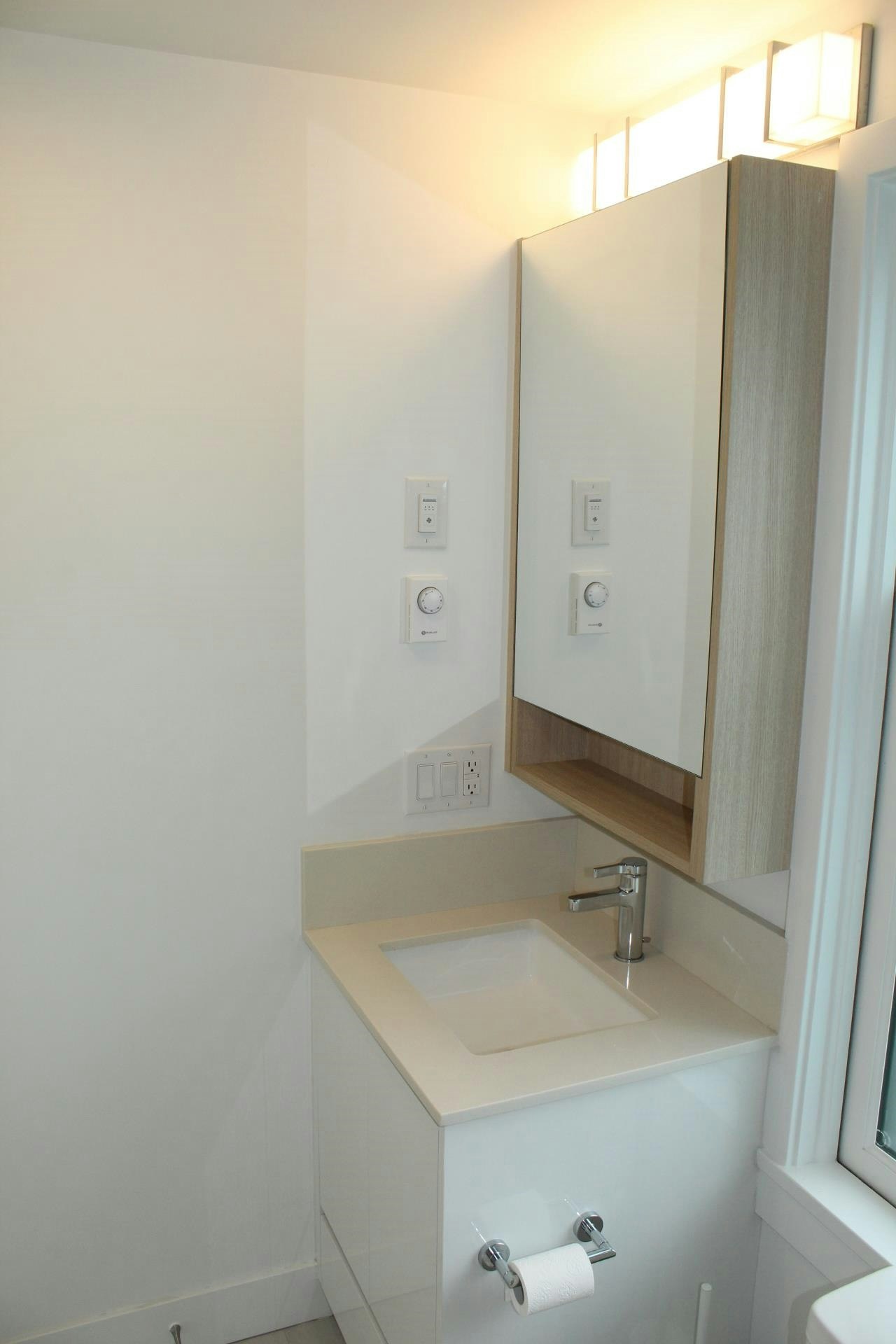 202-1306 Laval Square, Coquitlam, BC, V3K 0H4 - 7