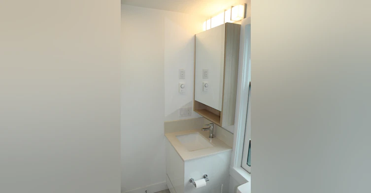202-1306 Laval Square, Coquitlam, BC, V3K 0H4 - 7