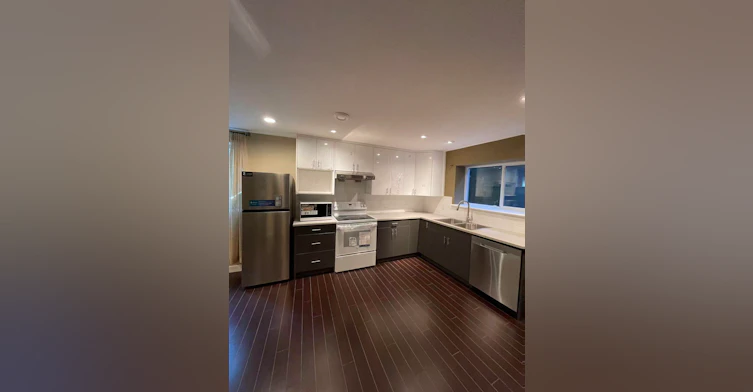 4000 Devonshire Avenue, Coquitlam, BC, V3E 0A7 - 2