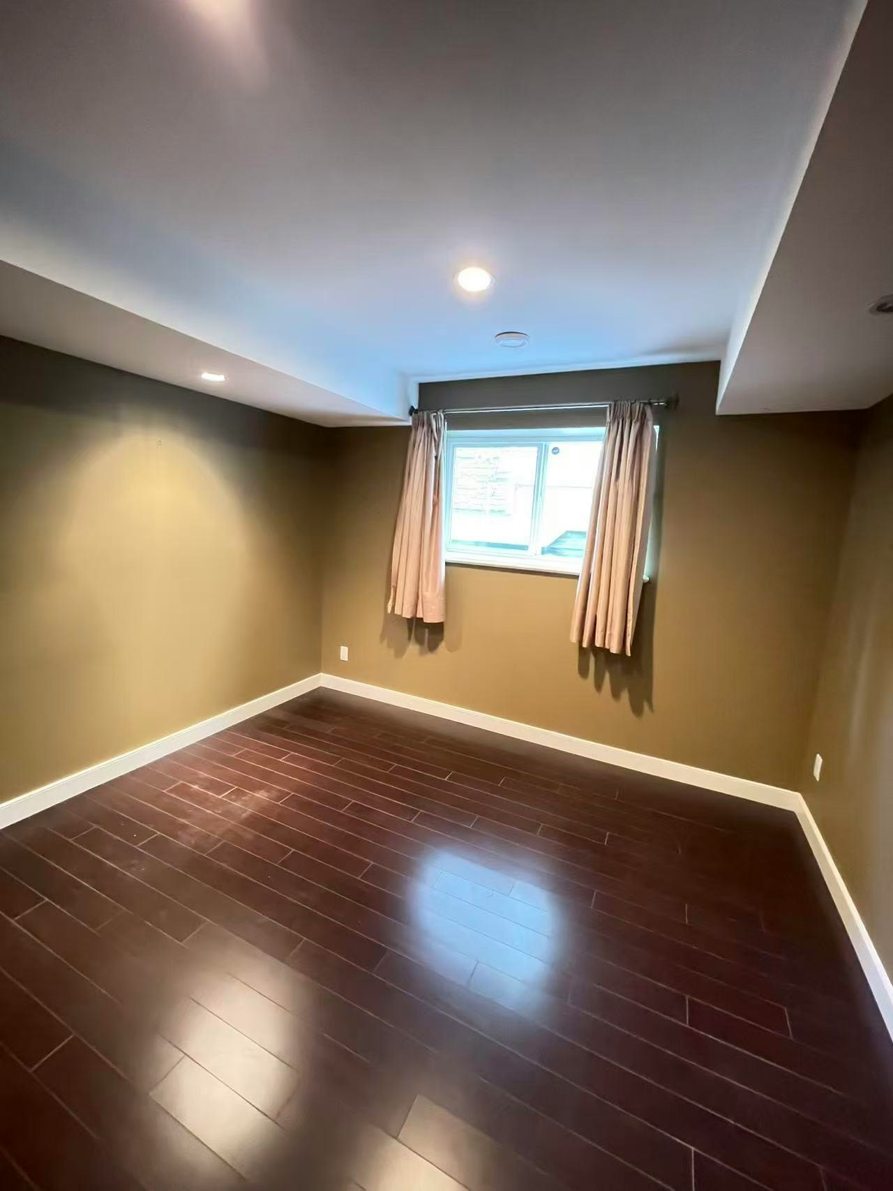 4000 Devonshire Avenue, Coquitlam, BC, V3E 0A7 - 7