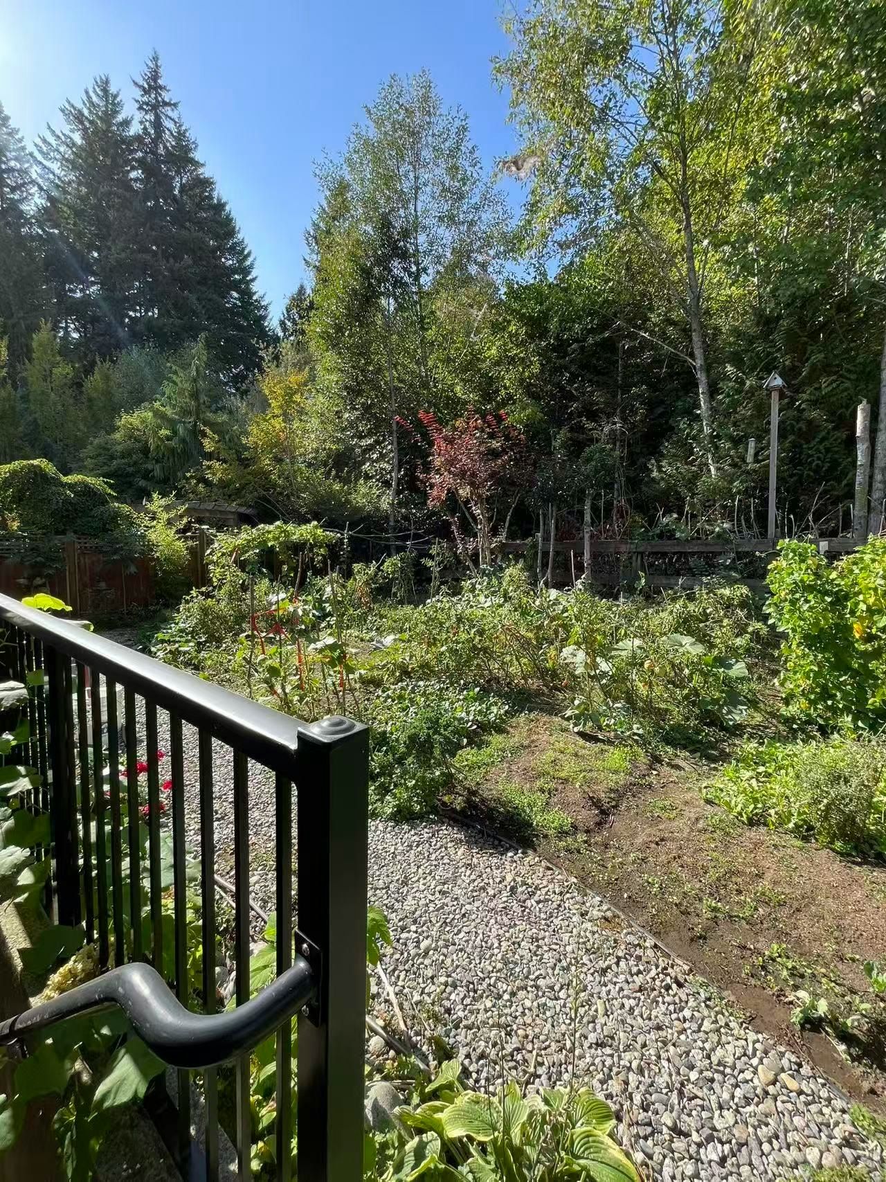 4000 Devonshire Avenue, Coquitlam, BC, V3E 0A7 - 12