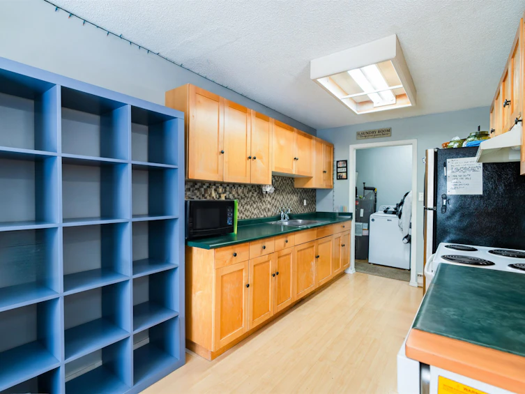 4567 202 Street, Langley, BC, V3A 6M6 - 8
