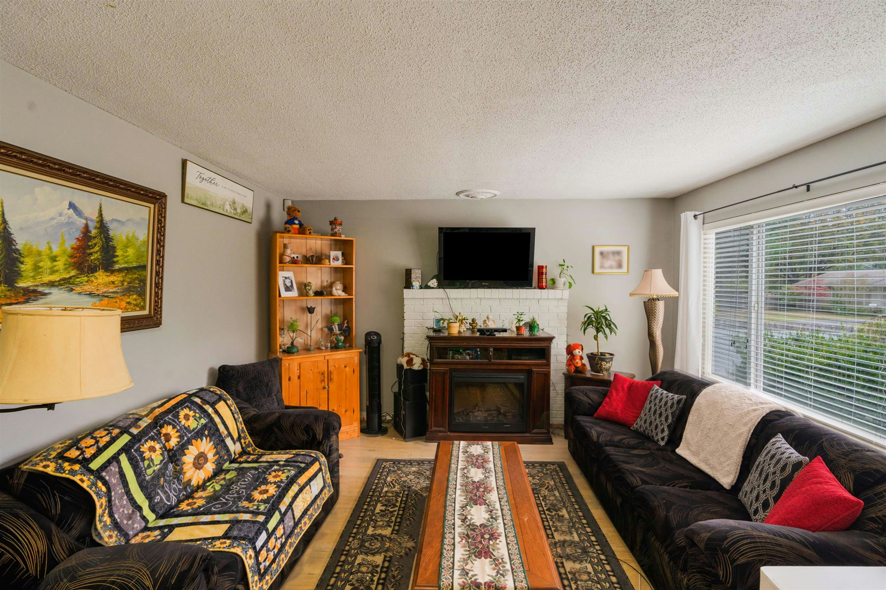 4567 202 Street - 5
