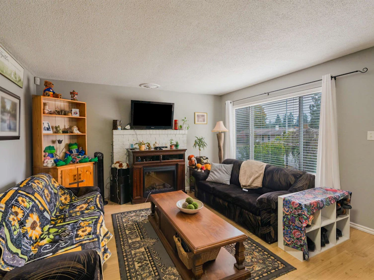 4567 202 Street, Langley, BC, V3A 6M6 - 6
