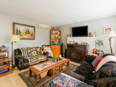 4567 202 Street - 4