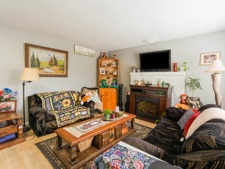 4567 202 Street, Langley, BC, V3A 6M6 - 4