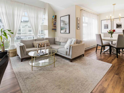401-3142 St Johns Street - 3
