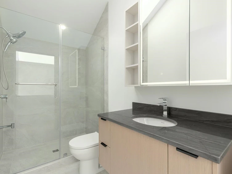 22 W 14th Avenue, Vancouver, BC, V5Y 1W6 - 11