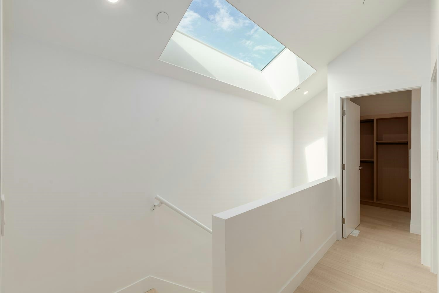 22 W 14th Avenue, Vancouver, BC, V5Y 1W6 - 7