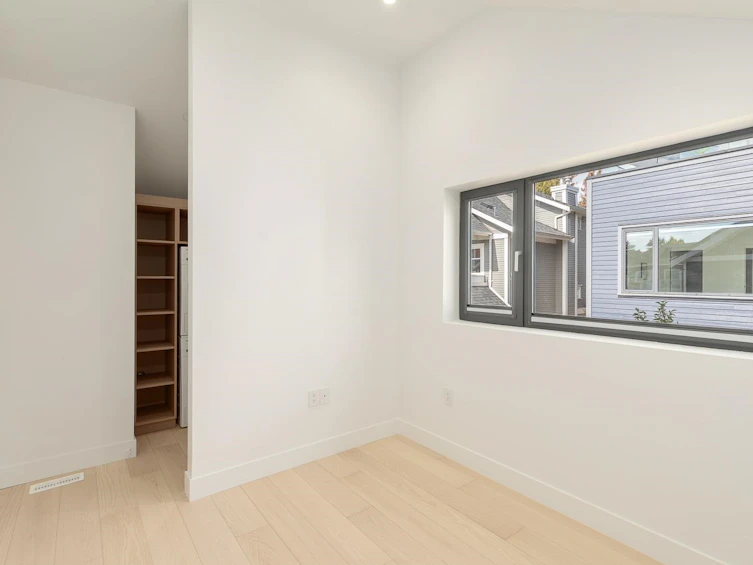 22 W 14th Avenue, Vancouver, BC, V5Y 1W6 - 9