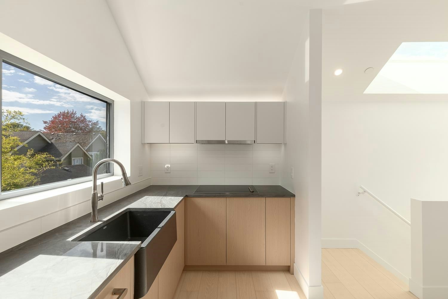 22 W 14th Avenue - 5