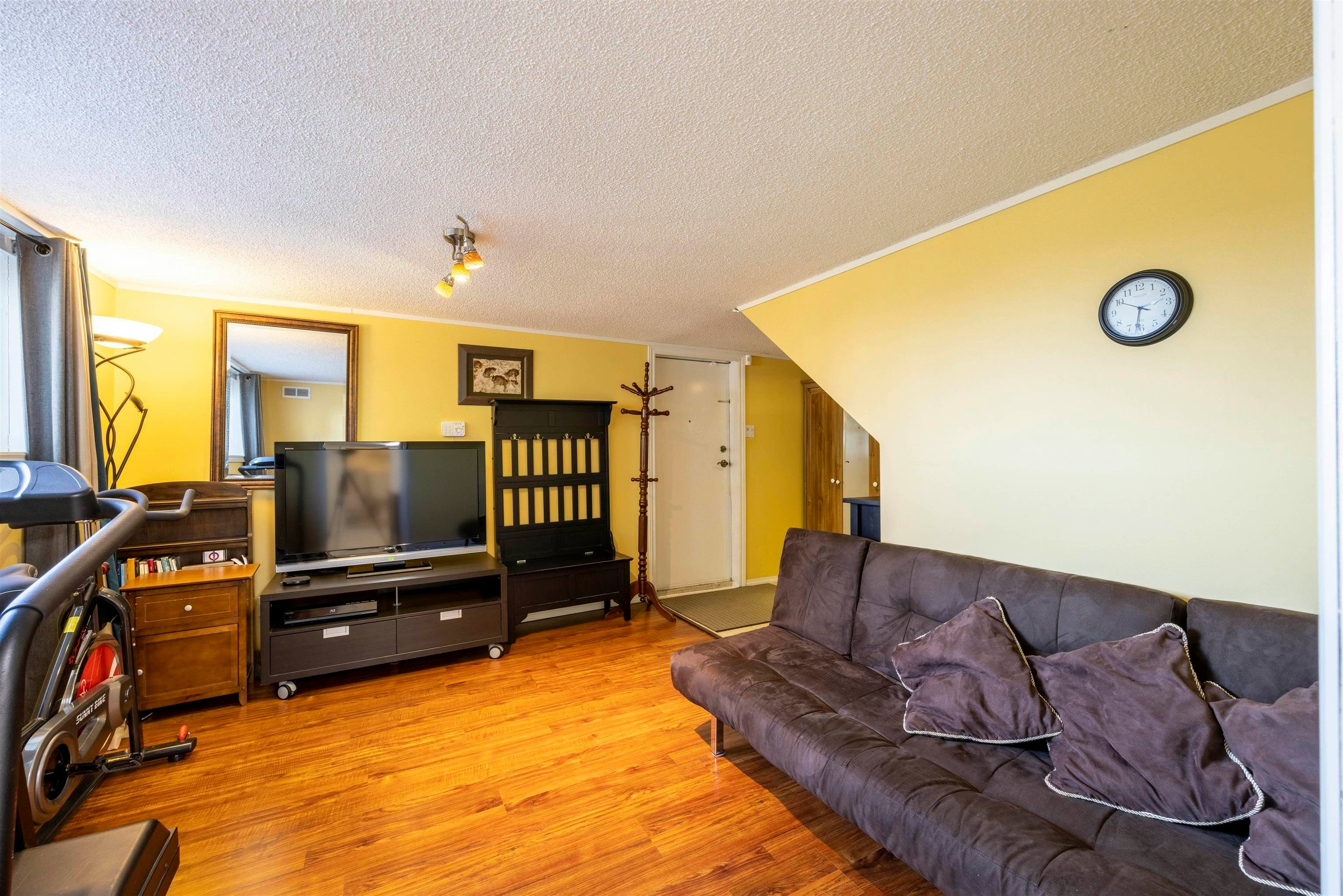 7720-7722 Graham Avenue, Burnaby, BC, V3N 1V4 - 23