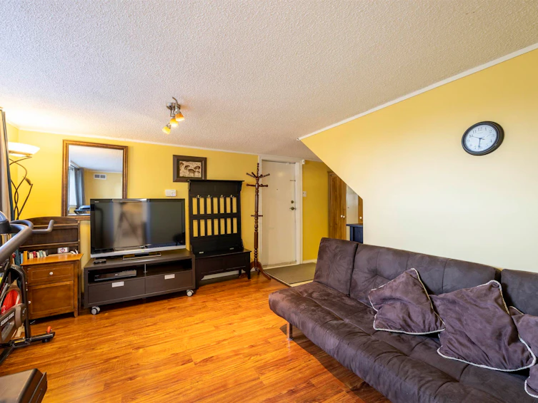 7720-7722 Graham Avenue, Burnaby, BC, V3N 1V4 - 23