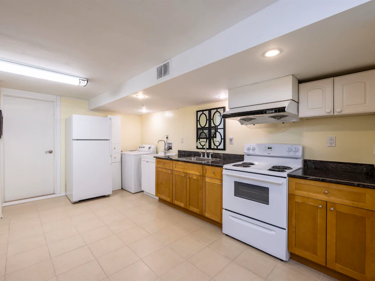 7720-7722 Graham Avenue, Burnaby, BC, V3N 1V4 - 22