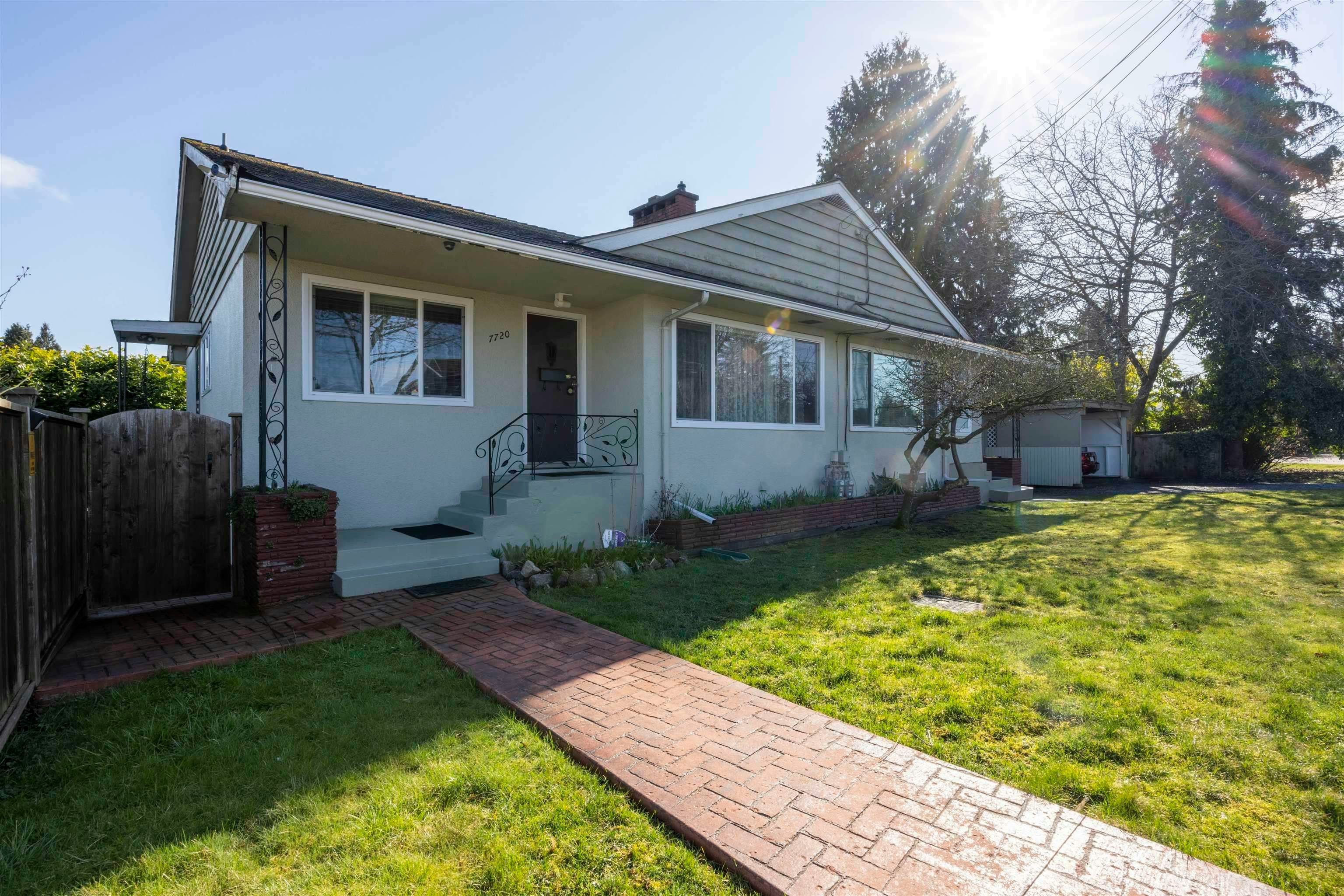 7720-7722 Graham Avenue, Burnaby, BC, V3N 1V4