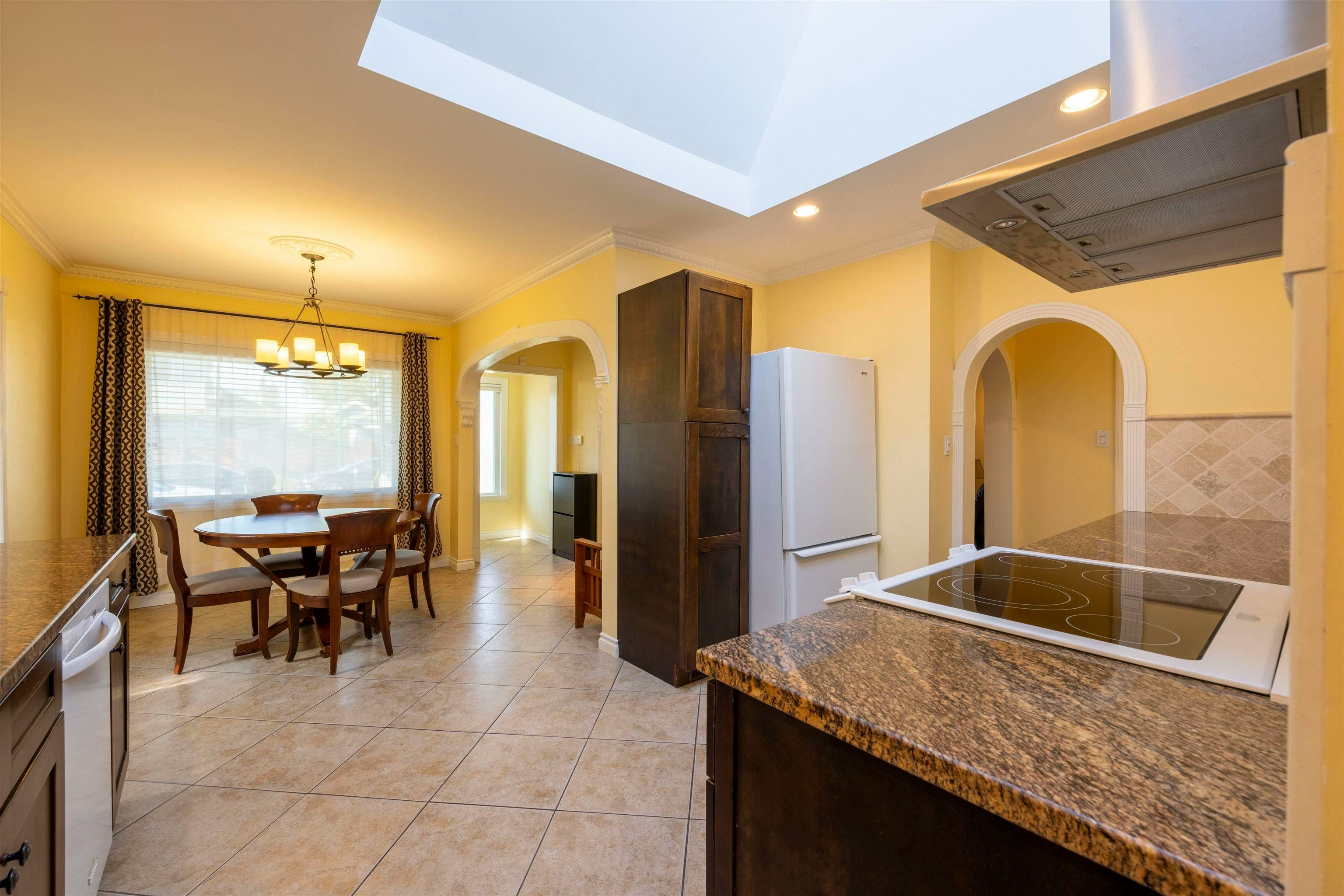7720-7722 Graham Avenue, Burnaby, BC, V3N 1V4 - 3