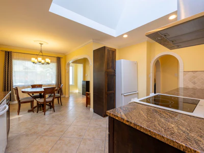 7720-7722 Graham Avenue - 3