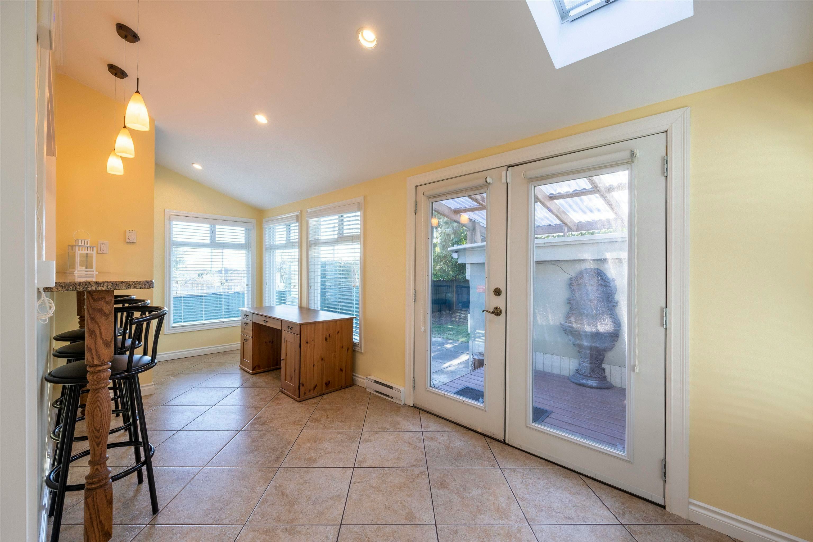 7720-7722 Graham Avenue, Burnaby, BC, V3N 1V4 - 14