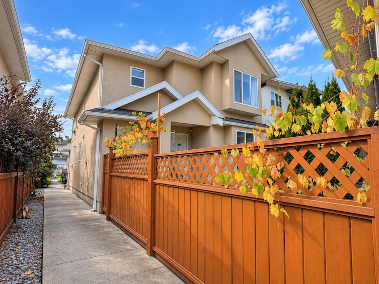 5957 Woodsworth Street, Burnaby, BC, V5G 1S9 - 2