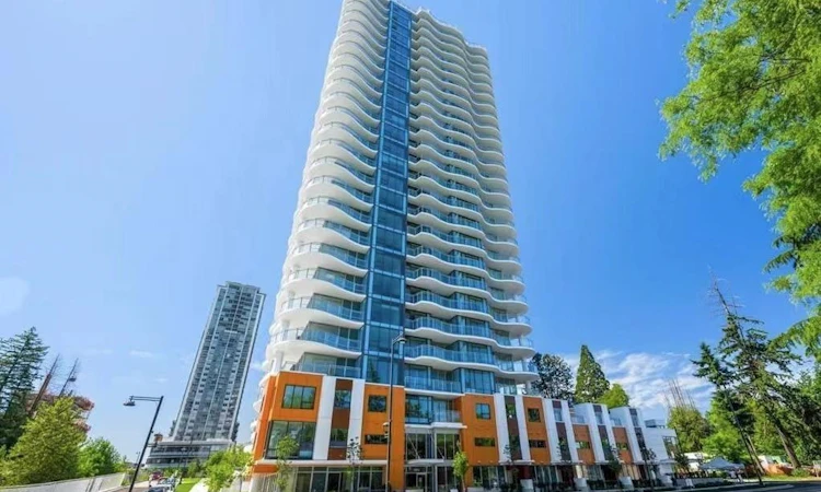 TH16-13318 104 Avenue