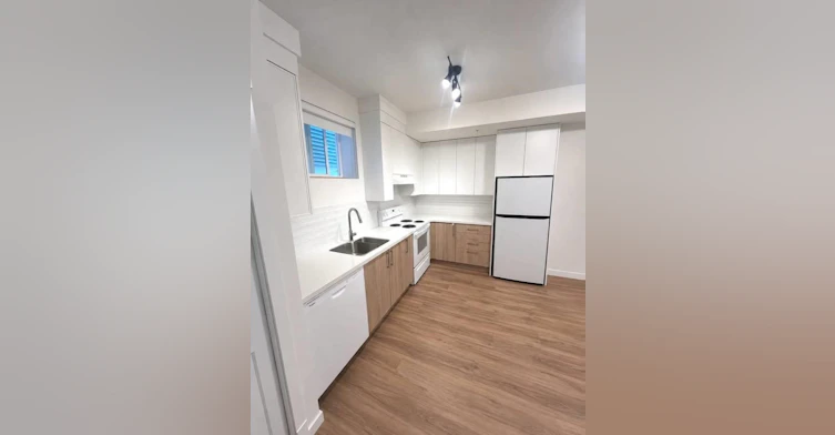 Suite-11246 251a St, Maple Ridge, BC, V2W 0K8 - 2