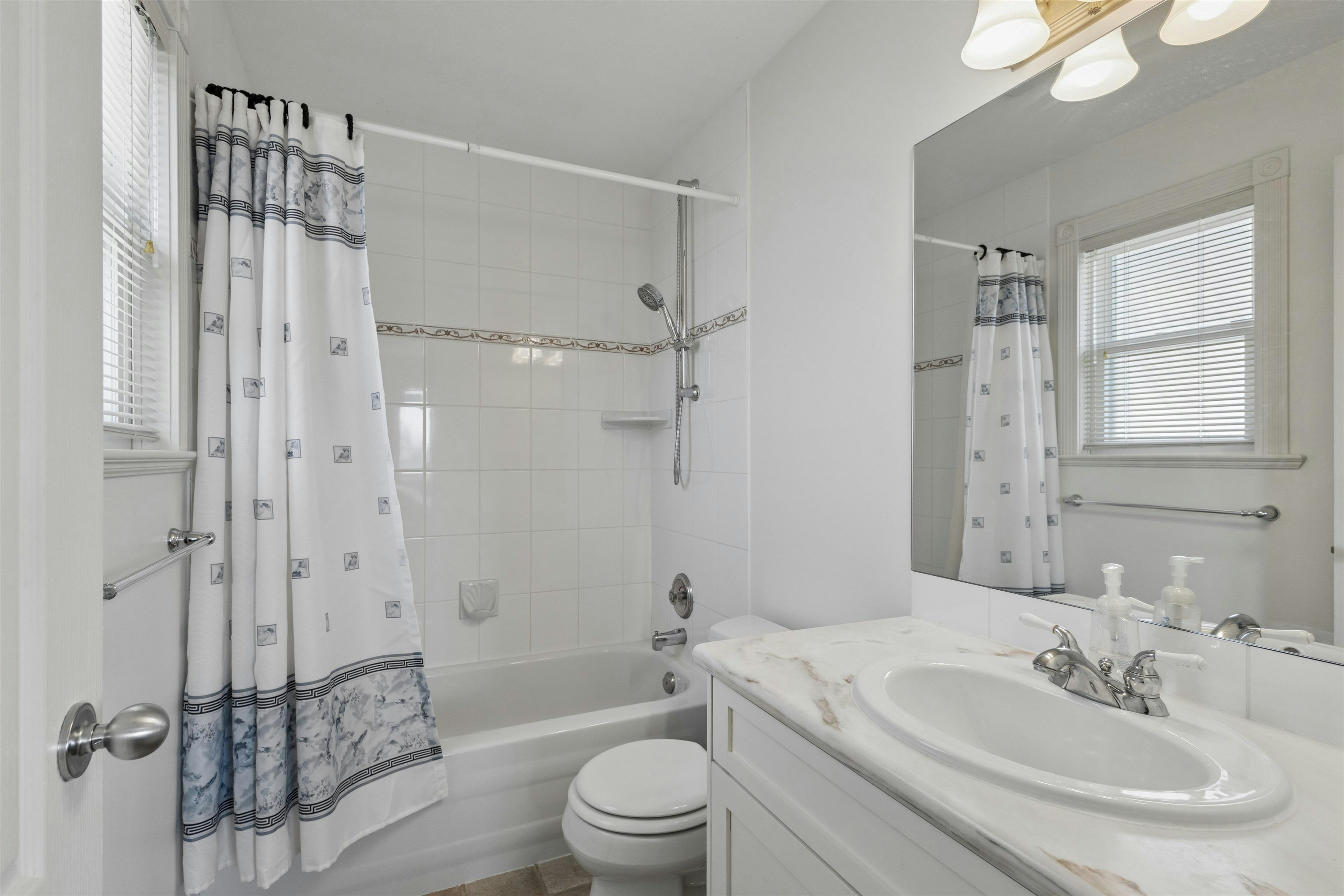 1160 W 57th Avenue, Vancouver, BC, V6P 1S5 - 25