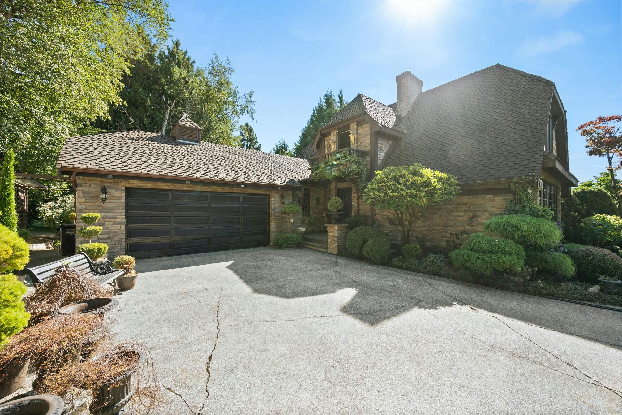 2122 Everett Street - 4
