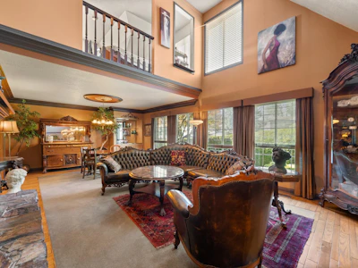 2122 Everett Street - 5