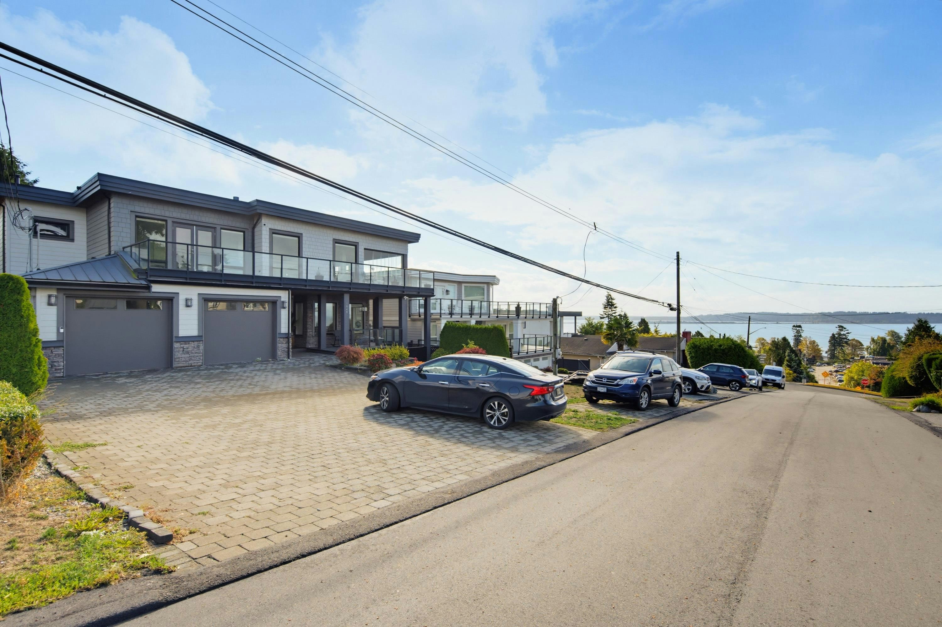 1040 Lee Street, Surrey, BC, V4B 4P1