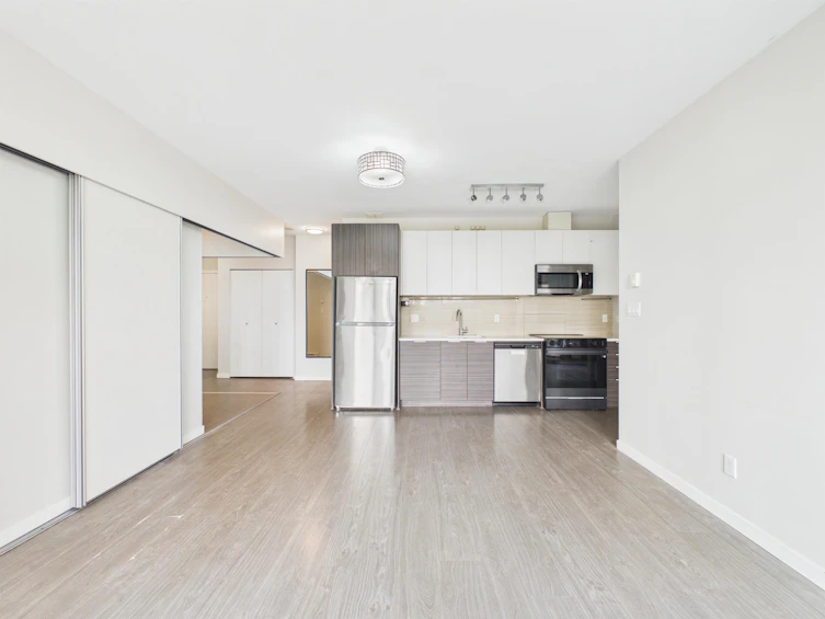 202-13303 103a Avenue, Surrey, BC, V3T 0K6 - 3
