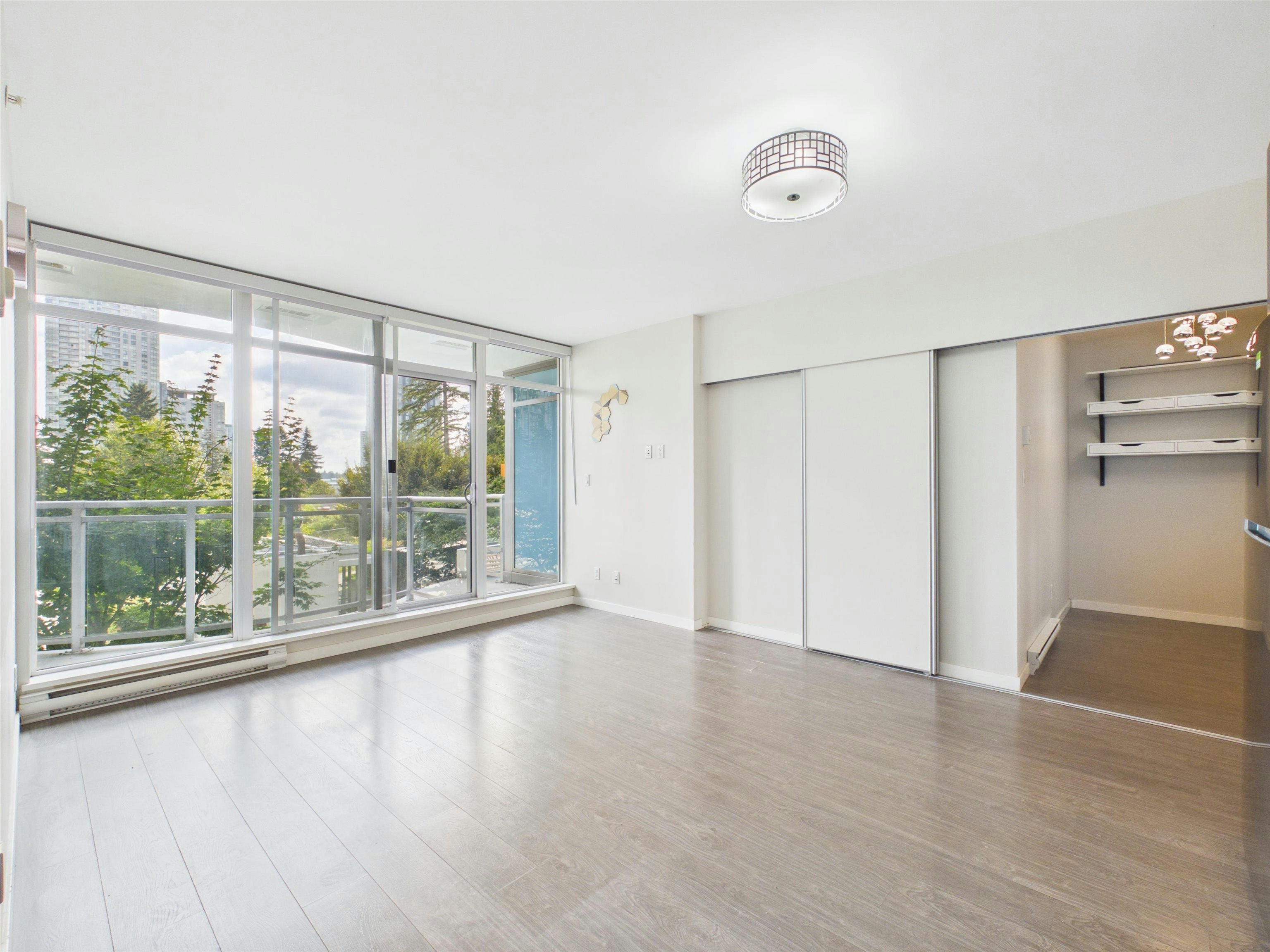 202-13303 103a Avenue, Surrey, BC, V3T 0K6 - 8