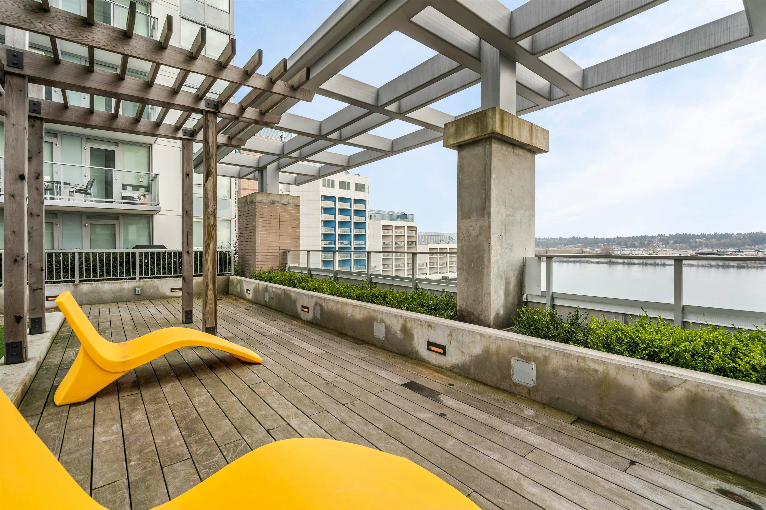 1803-988 Quayside Drive, New Westminster, BC, V3M 0L5 - 14
