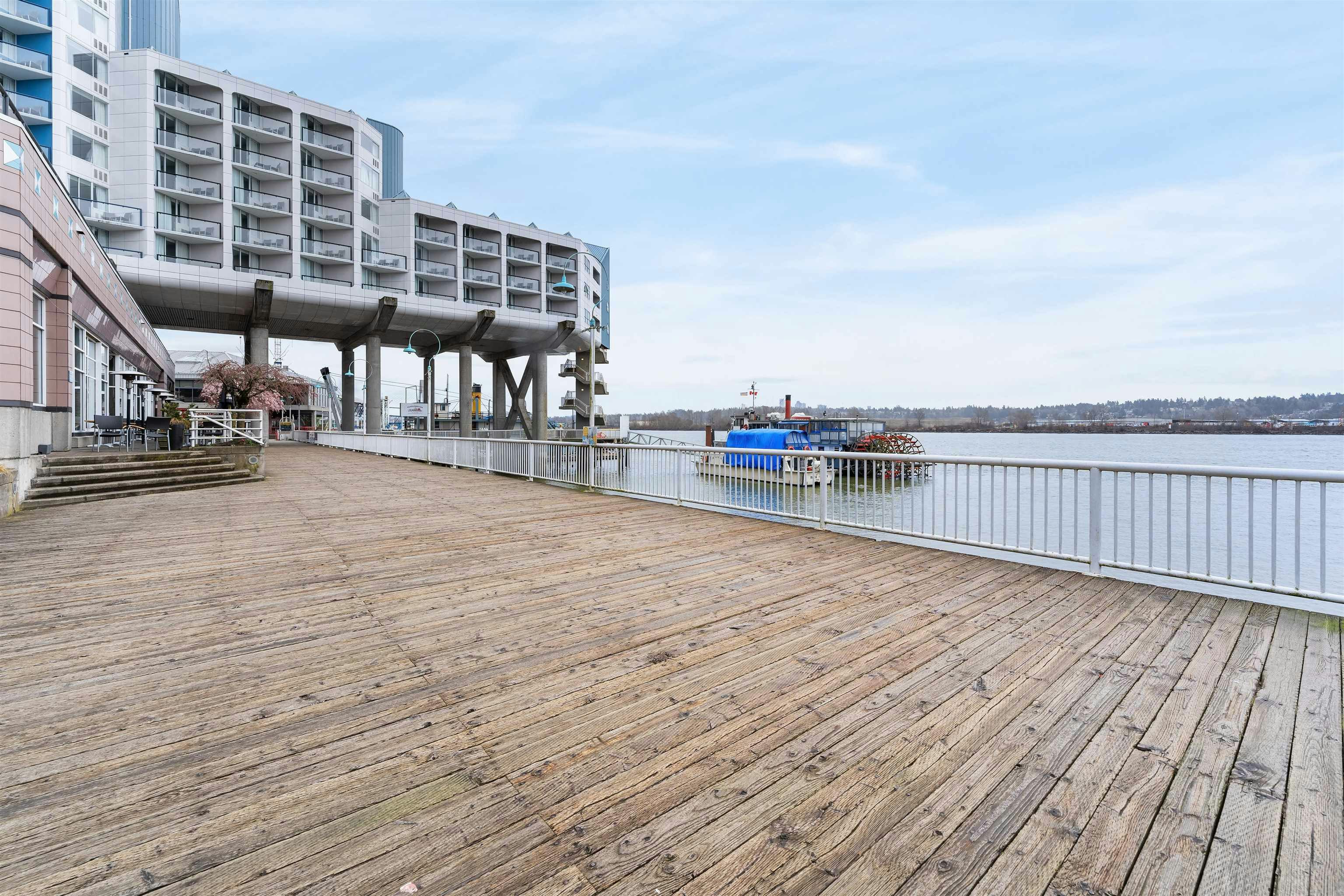 1803-988 Quayside Drive, New Westminster, BC, V3M 0L5 - 16