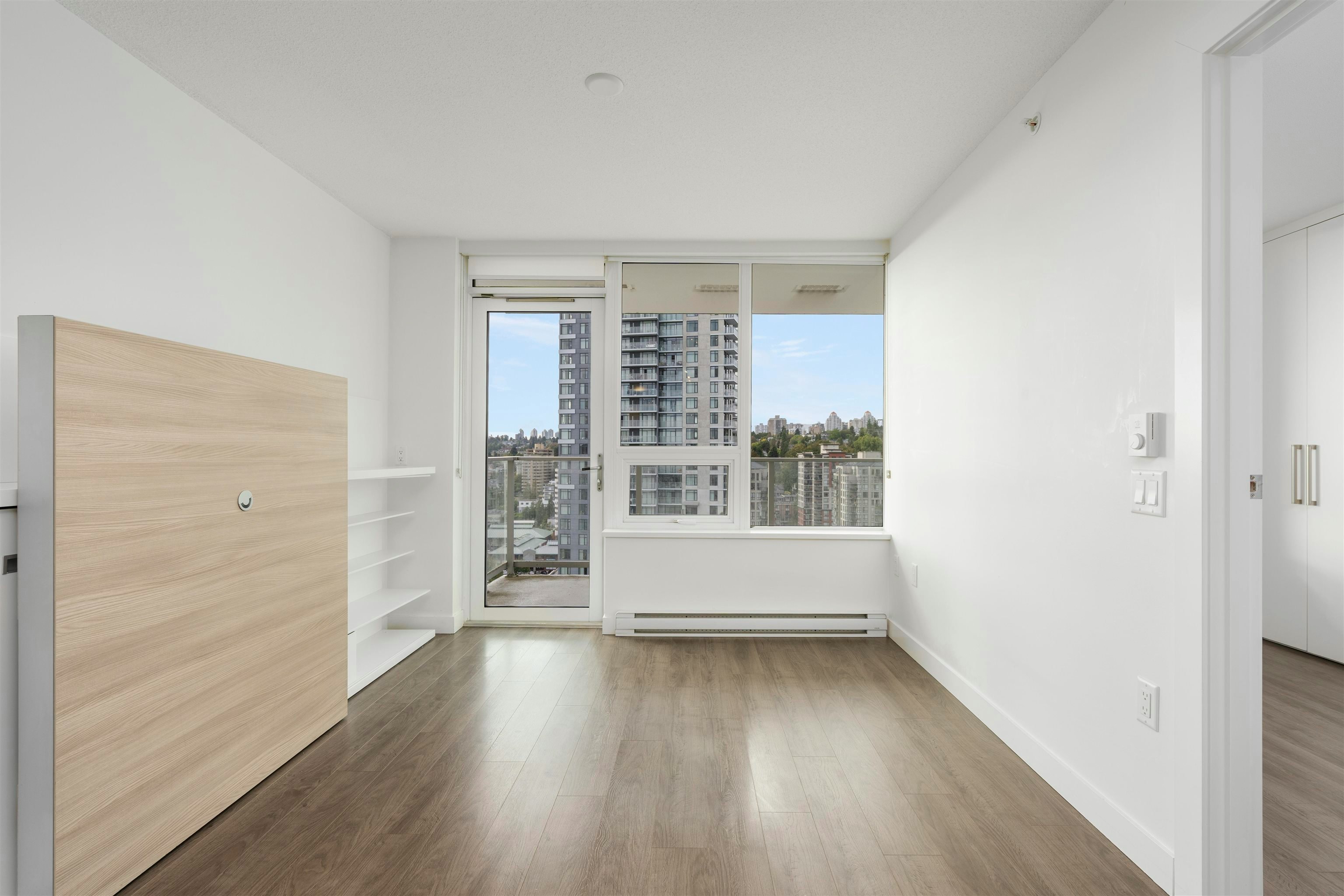 1803-988 Quayside Drive - 4