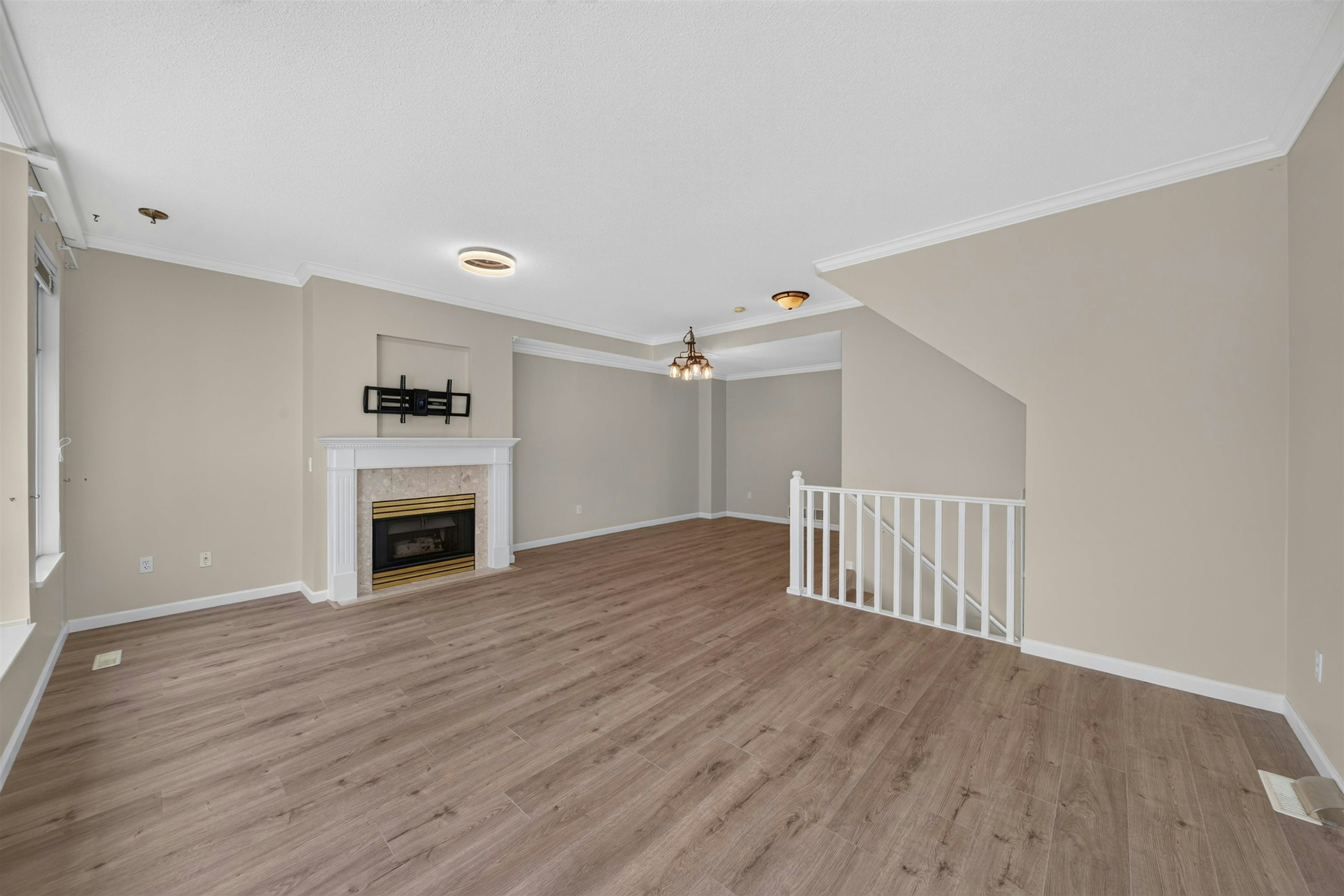 2-5950 Oakdale Road, Burnaby, BC, V5H 4R5 - 10