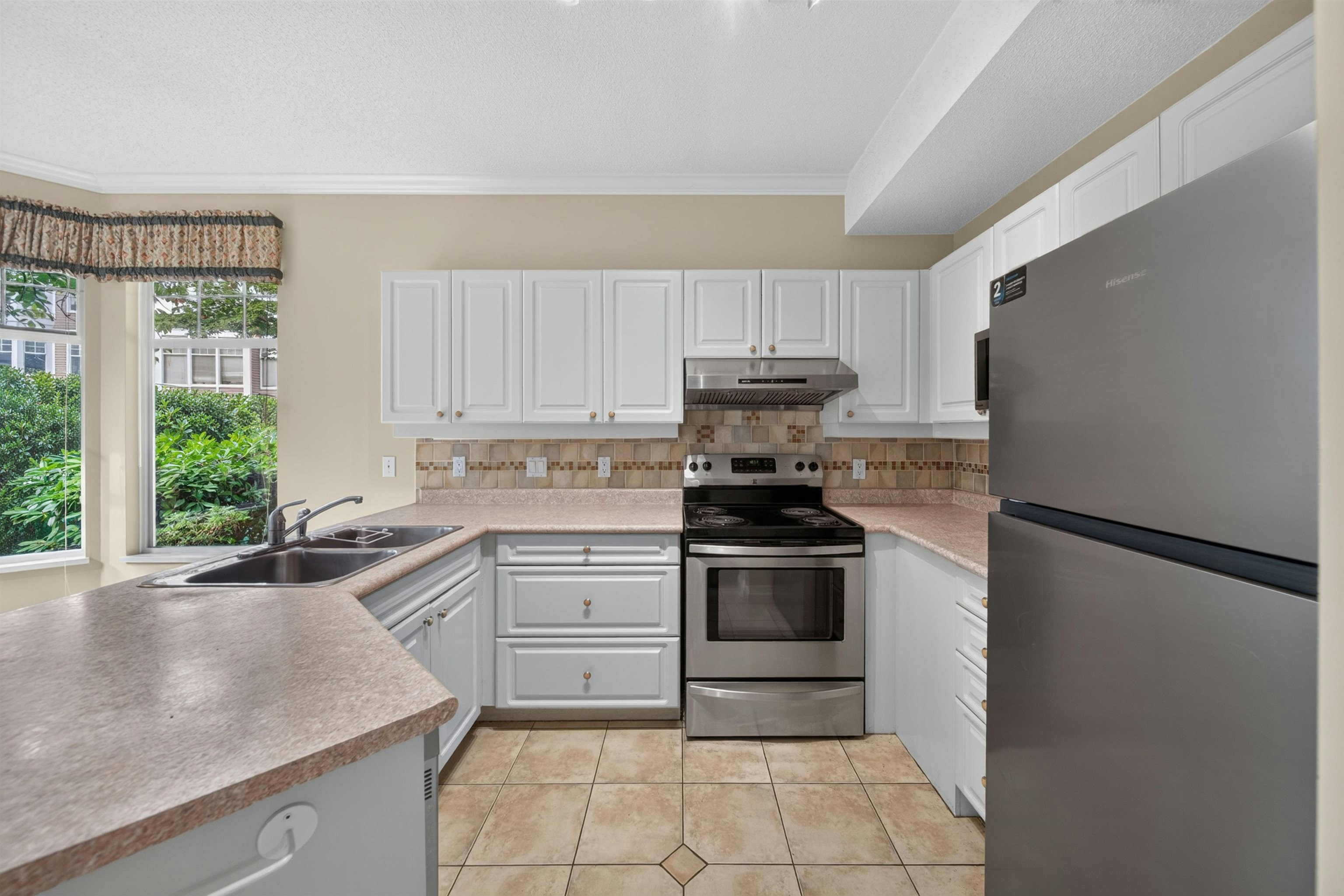 2-5950 Oakdale Road, Burnaby, BC, V5H 4R5 - 18